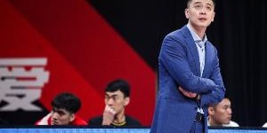 华体会hth官网入口-杨鸣：现阶段比赛强度和季后赛没多大区别 如何保持健康令人头疼