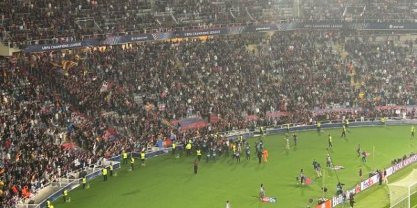 华体会体育登录入口-【现场】弗利克莱万痛击拜仁，巴萨复仇点燃久违激情