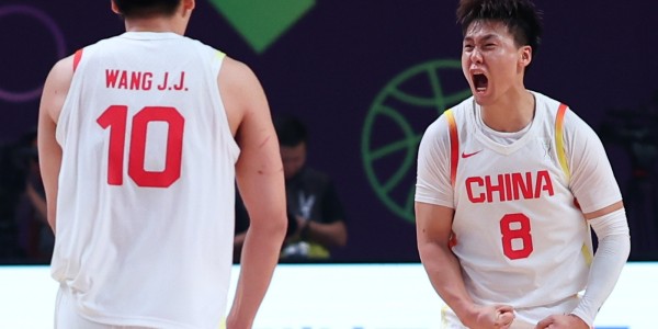 华体会登录入口-赵睿谈王俊杰：小孩蛮有心思的&amp;amp;很争强好胜 他在一点一点变好