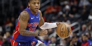 萨瑟12中9&amp;amp;5三分轰全场最高27分！斯图尔特：他时刻做好了准备